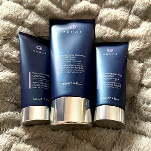 Monat Volume conditioner trio